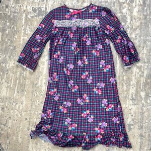 Vintage Basic Editions polyester fleece long winter granny night gown size 8